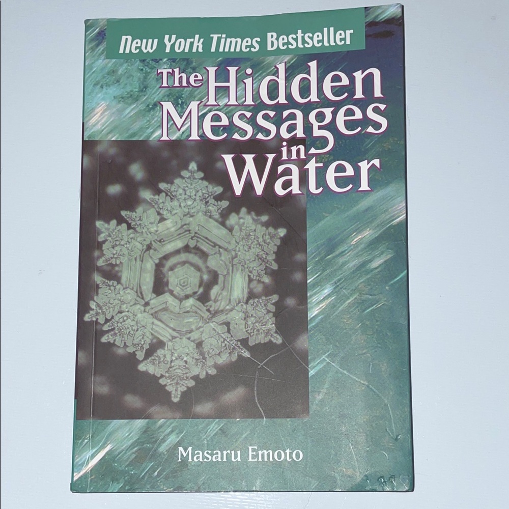 The hidden messages in water paperback by Masaru Emoto